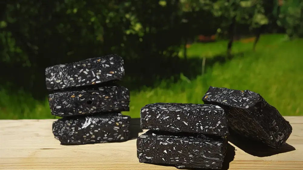 black sesame candy 03