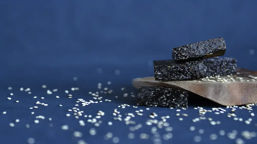 black sesame candy 05