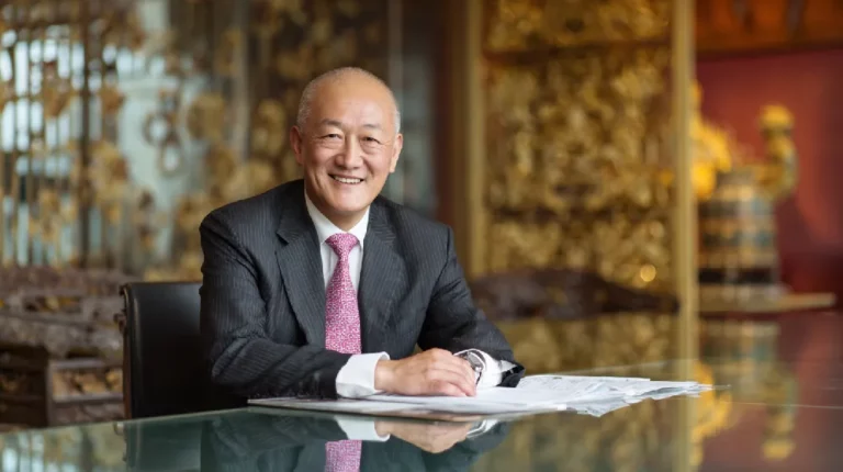 smiling knife strategy modern business wisdom chinese tactics 07 yellowdaddy